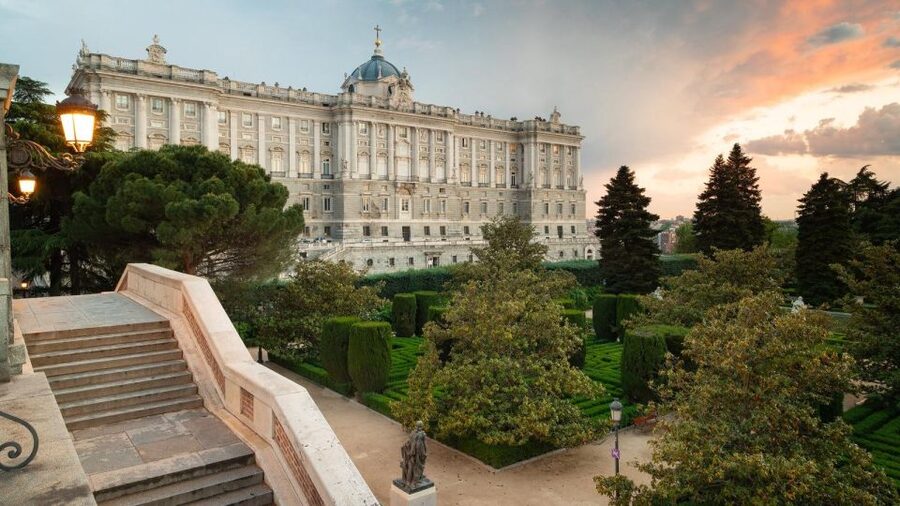 Private Visit to the Royal Palace and Walking Tour of Madrid - A Private Start at Madrid’s Royal Palace