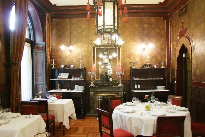 Private walking Tour: The oldest taverns of Madrid - Taberna Antonio Sánchez and three centuries of Madrid