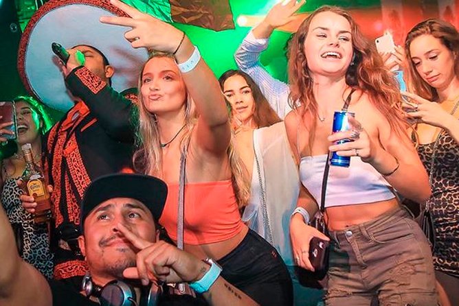 Pub Crawl Madrid by Mad Party Crew - The final club changes by day of the week