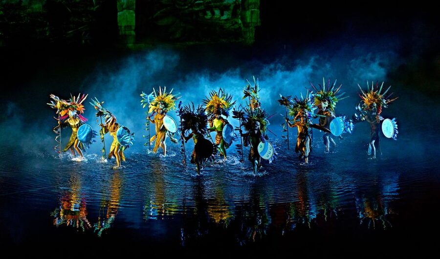 Puy du Fou España and El Sueño de Toledo Entry - Rain, comfort, and accessibility
