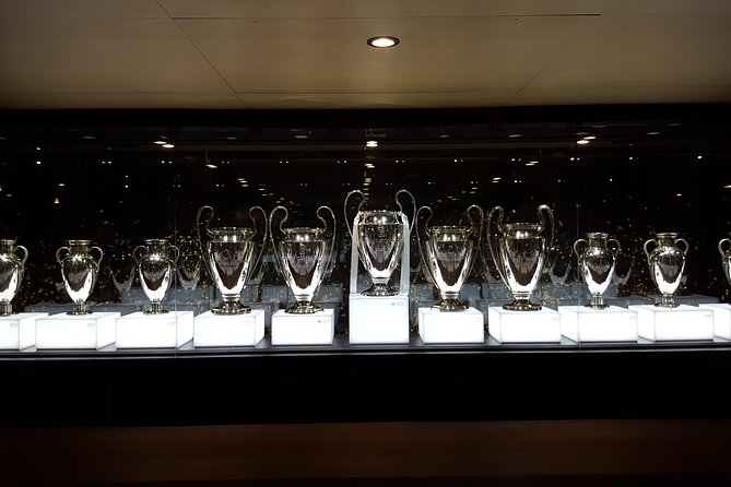 Real Madrid Match at the Santiago Bernabeau - The home-fan atmosphere and match-day etiquette