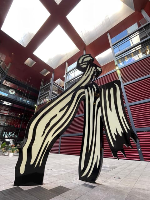 Reina Sofía Museum guided tour with ticket and skip the line - Picasso, Dalí, and the major works