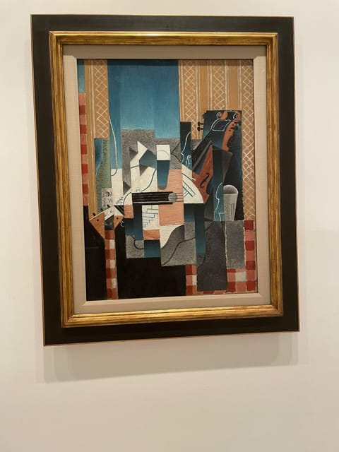 Reina Sofía Museum guided tour with ticket and skip the line - What you can do after the guided visit