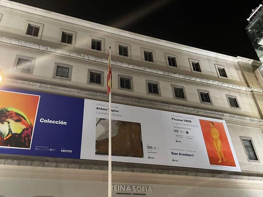 Reina Sofía Museum guided tour with ticket and skip the line - Meeting by El pueblo español tiene un camino
