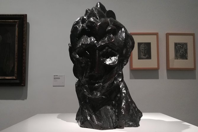 Reina Sofia Museum Small Group Tour -6 people maximum- - Meeting at C. de Santa Isabel, 52