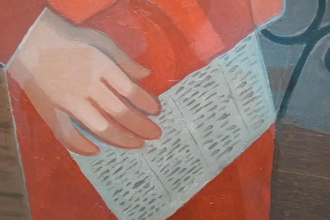 Reina Sofia Museum Small Group Tour -6 people maximum- - The tour is friendly to families and tight schedules