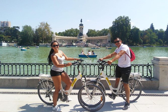Retiro Park bike tour- Get transported to the XVI century - Forty-five minutes inside Retiro Park