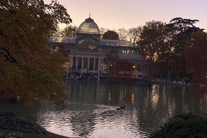 Retiro Park bike tour- Get transported to the XVI century - Handling crowds and choosing the right day