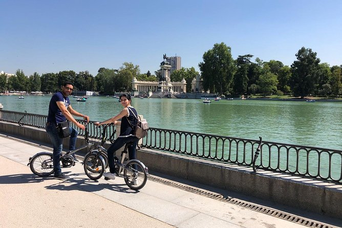 Retiro Park bike tour- Get transported to the XVI century - Who will enjoy this Retiro ride most