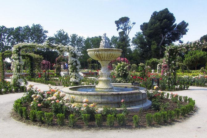 Retiro Park Walking Tour in Madrid - Crystal Palace, the tour’s most changeable stop