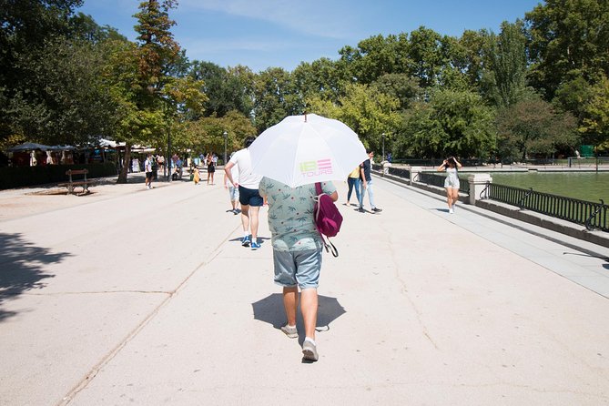 Retiro Park Walking Tour in Madrid - What the guides can add to the walk