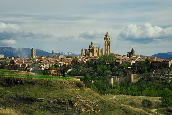 Ribera del Duero Wineries Guided Tour & Wine Tasting from Madrid - Why Ribera del Duero makes a fine Madrid day trip