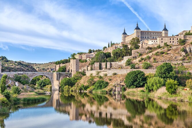 Route of Don Quijote: Windmills, Toledo & Alcala de Henares - What the Toledo guide adds