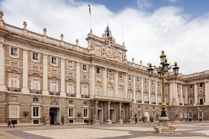 Royal Palace of Madrid and Almudena Cathedral Afternoon Tour - Group size, pace, and comfort