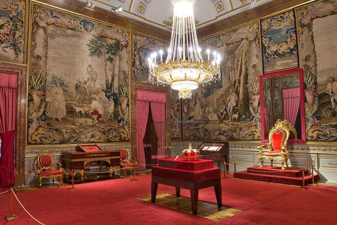Royal Palace of Madrid private tour - Accessibility and Practical Comfort
