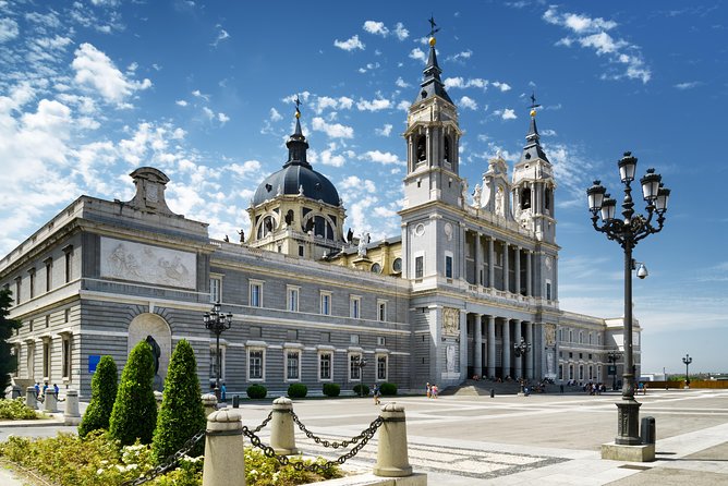 Royal Palace of Madrid Private Tour with Tickets - The Painting Gallery and Spain’s great artists