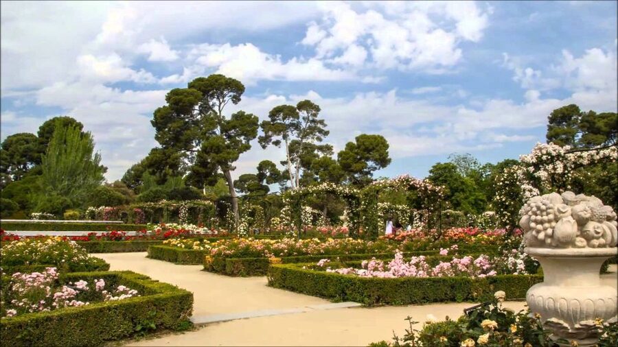 Royal Palace of Madrid Skip-the-Line and Retiro Park Tour - Is five hours enough for both sights?