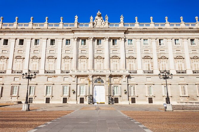Royal Palace of Madrid Small Group Skip the Line Ticket - Entering the Royal Palace after the public queue