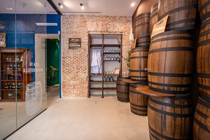 Rum Tasting: Experience of the 5 senses in Madrid - Finding the meeting point in Salamanca