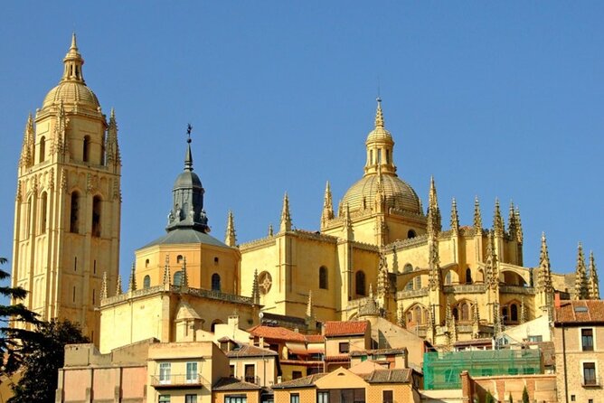 Segovia and Toledo Day Tour from Madrid with Optional Alcazar - Reaching Segovia and its Roman engineering marvel