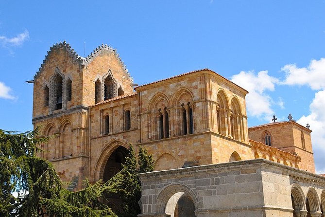 Segovia, Avila & Toledo: Small Group Guided Tour from Madrid - The guide can make or break the day