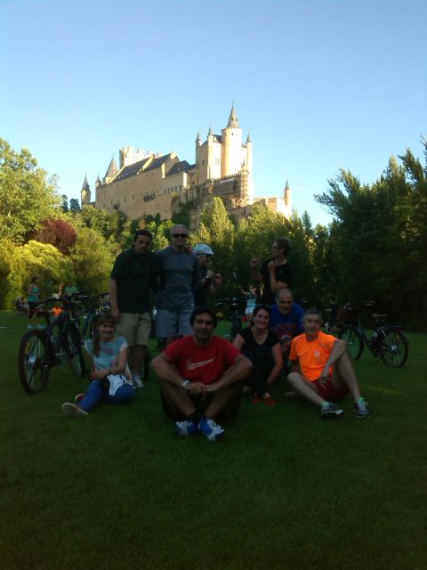 Segovia: guided route on an electric bicycle (ebike) - The Aqueduct begins the story