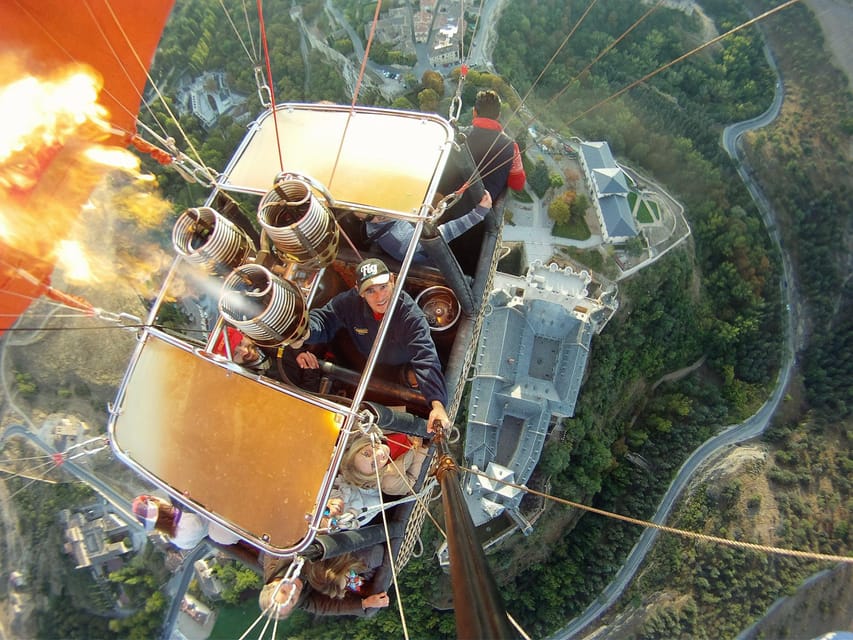 Segovia: Hot-Air Balloon Flight with Optional 3-Course Lunch - Should you book the Segovia balloon flight?