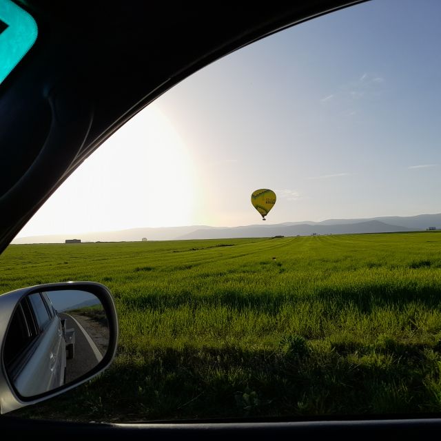 Segovia: Hot Air Balloon Flight with Picnic and Cava - Meeting near Segovia’s General Hospital