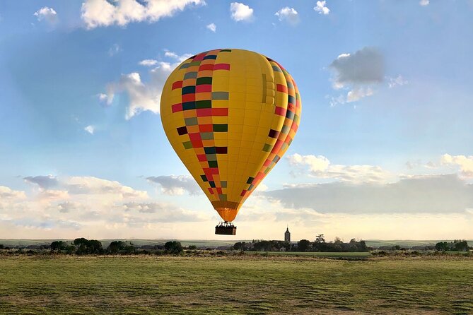 Segovia Hot Air Balloon from Madrid - The Alcázar, cathedral, and Castilian fields from above