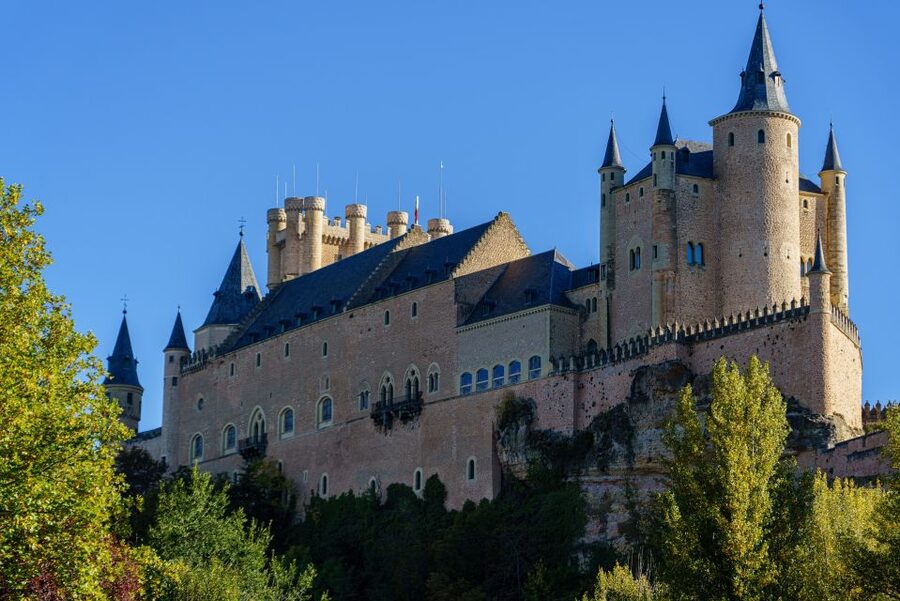 Segovia - Old Town tour including Castle visit - Who will get the most from this Segovia tour