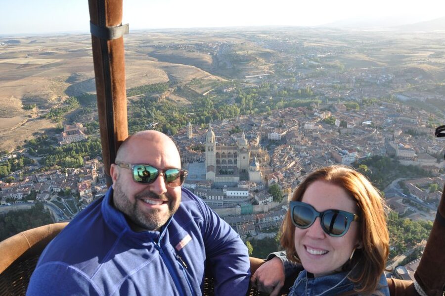 Segovia: Private Balloon Ride for 2 with Cava and Breakfast - Sunrise Above Segovia’s Roman Aqueduct