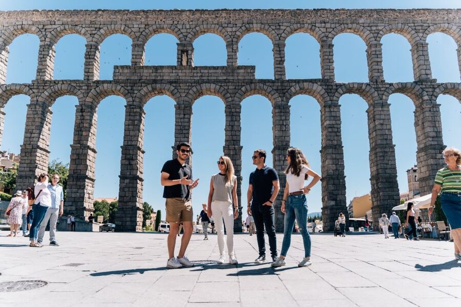 Segovia Private Guided Visit & Alcazar with High Speed Train - Who will enjoy this private Segovia day trip