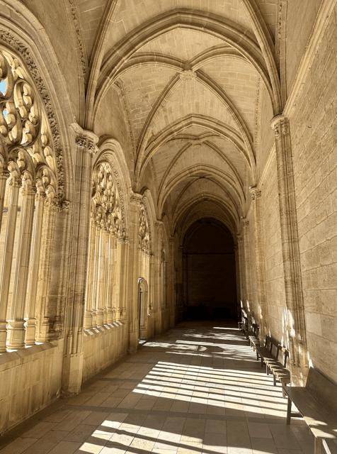 Segovia: private tour with Alcazar, Cathedral and wine tasting - Timing, price, and who gets the best value