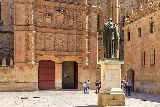 Spain’s Golden City: A Salamanca Audio Tour - Key points at a glance