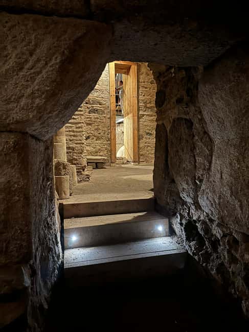Subway Toledo: night tour 4 subways including Thermae - The Jewish Quarter basement