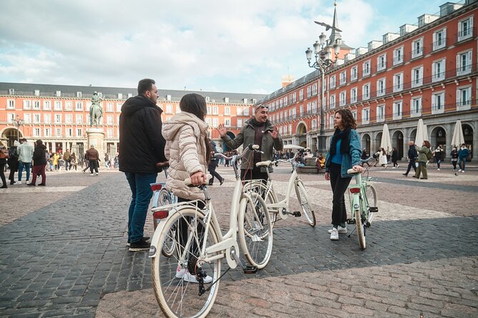 Tapas & Guided tour on a Vintage Bike through Madrid - Why a bike is a smart way to see Madrid