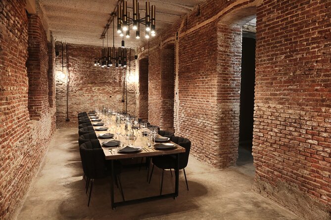 Taste of Spain: Tapas Cooking Class with Bottomless Wine Pairing - Practical details that affect your evening