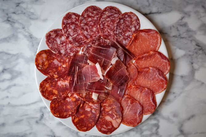 Tasting of Iberian Hams with Wine or Cava Pairing - Pairing Iberian ham with wine or cava