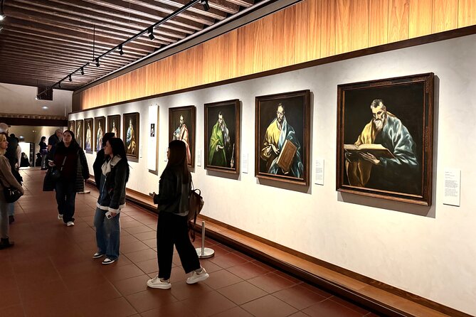 Toledo and Segovia Tour 8 different places - Museo de Santa Cruz and a taste of Toledo