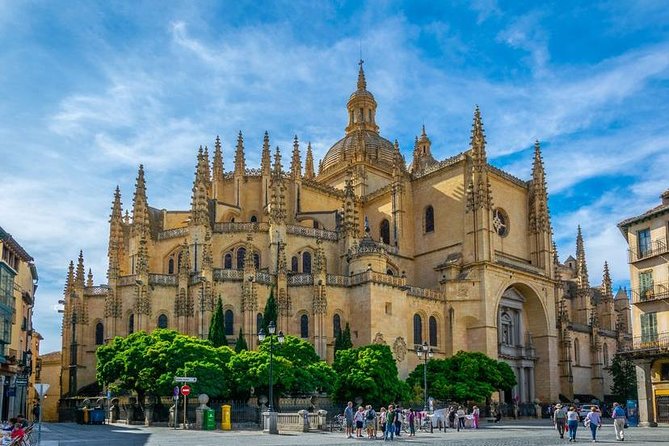Toledo and Segovia with Priority Access to Alcazar of Segovia from Madrid - Segovia Cathedral in the Plaza Mayor