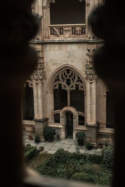 Toledo: Cathedral, Alcazar, Monastery, Jewish Quarter Tour - Legends, mysteries, and everyday medieval Toledo