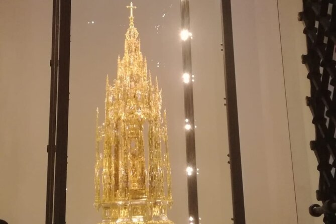 Toledo Cathedral and its 5 treasures - The Chapter House Offers a Focused First Interior Stop