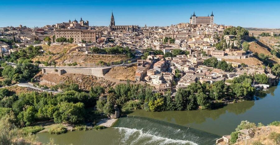 Toledo: City of the Three Cultures Guided Walking Tour - Following the Alcaná and Cervantes connection