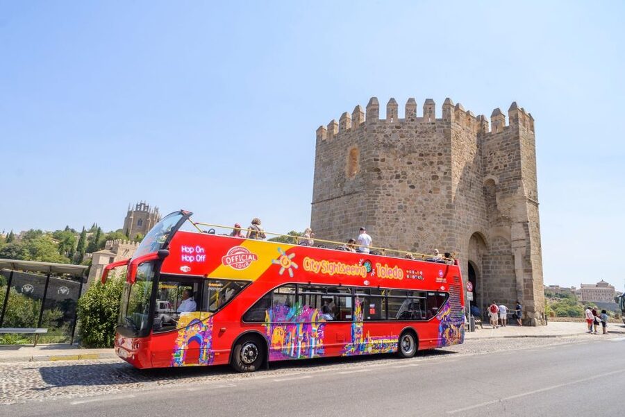 Toledo: City Sightseeing Hop-On Hop-Off Bus Tour & Extras - Following the 50-minute route around Toledo