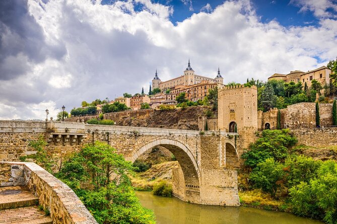 Toledo Full Day with Winery Visit, Tapas and Wine Tasting - Why Toledo makes such a good day from Madrid