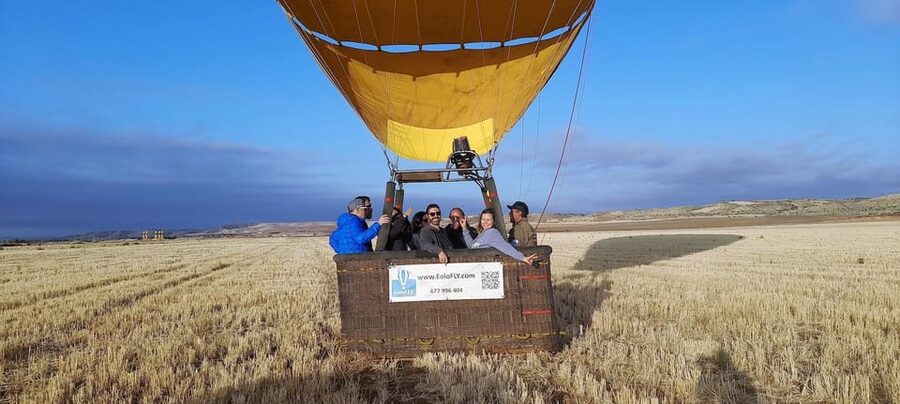 Toledo: Hot Air Balloon Ride with Spanish Breakfast - One hour above a 3,000-year-old city