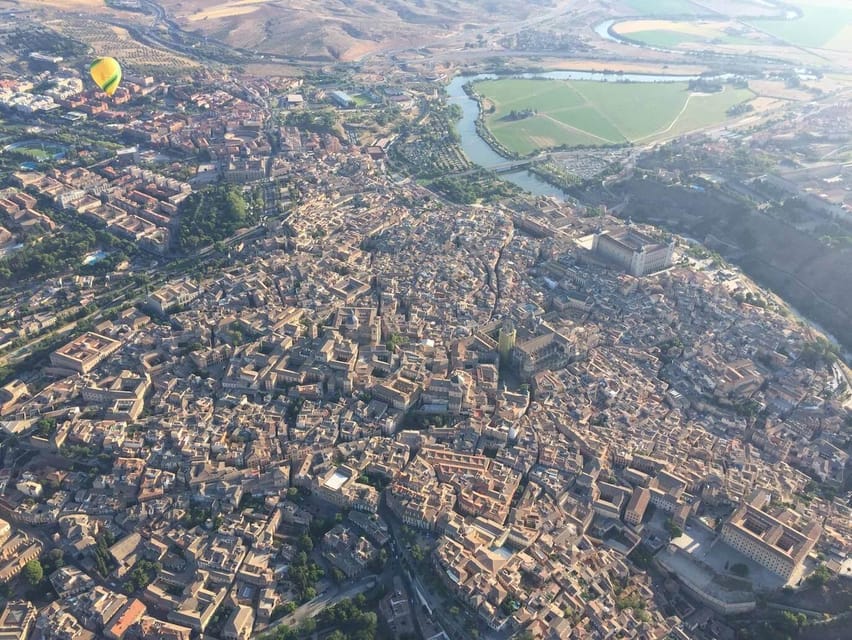 Toledo: Hot Air Balloon Ride with Spanish Breakfast - Meeting at Toledo Fairgrounds