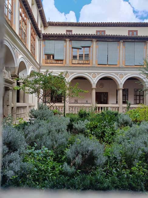Toledo: Marzipan Convent Route with Tasting and Wine - Key points at a glance