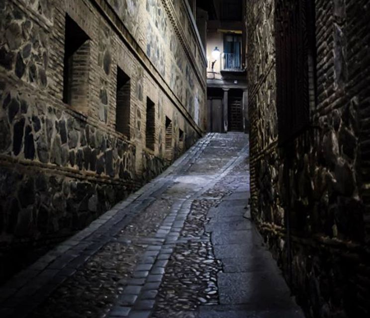 Toledo: Mysteries and Secrets Tour in Spanish - Key points about Toledo’s night of secrets