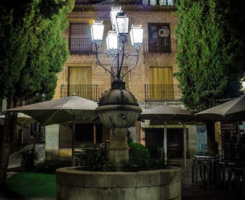 Toledo: Mysteries and Secrets Tour in Spanish - Starting at the Secretos de Toledo office